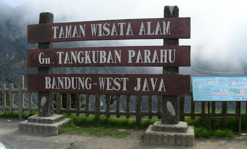 Gunung Tangkuban Perahu