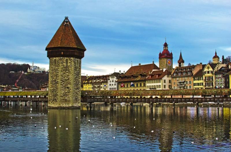 20 Negara Terkaya, Swiss, Kapellbrücke