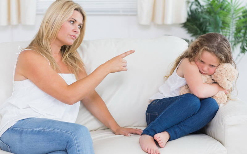 Hindari Mendidik Anak dengan Hukuman