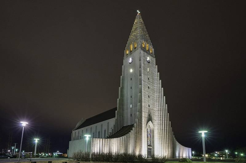 20 Negara Terkaya, Islandia, Hallgrímskirkja